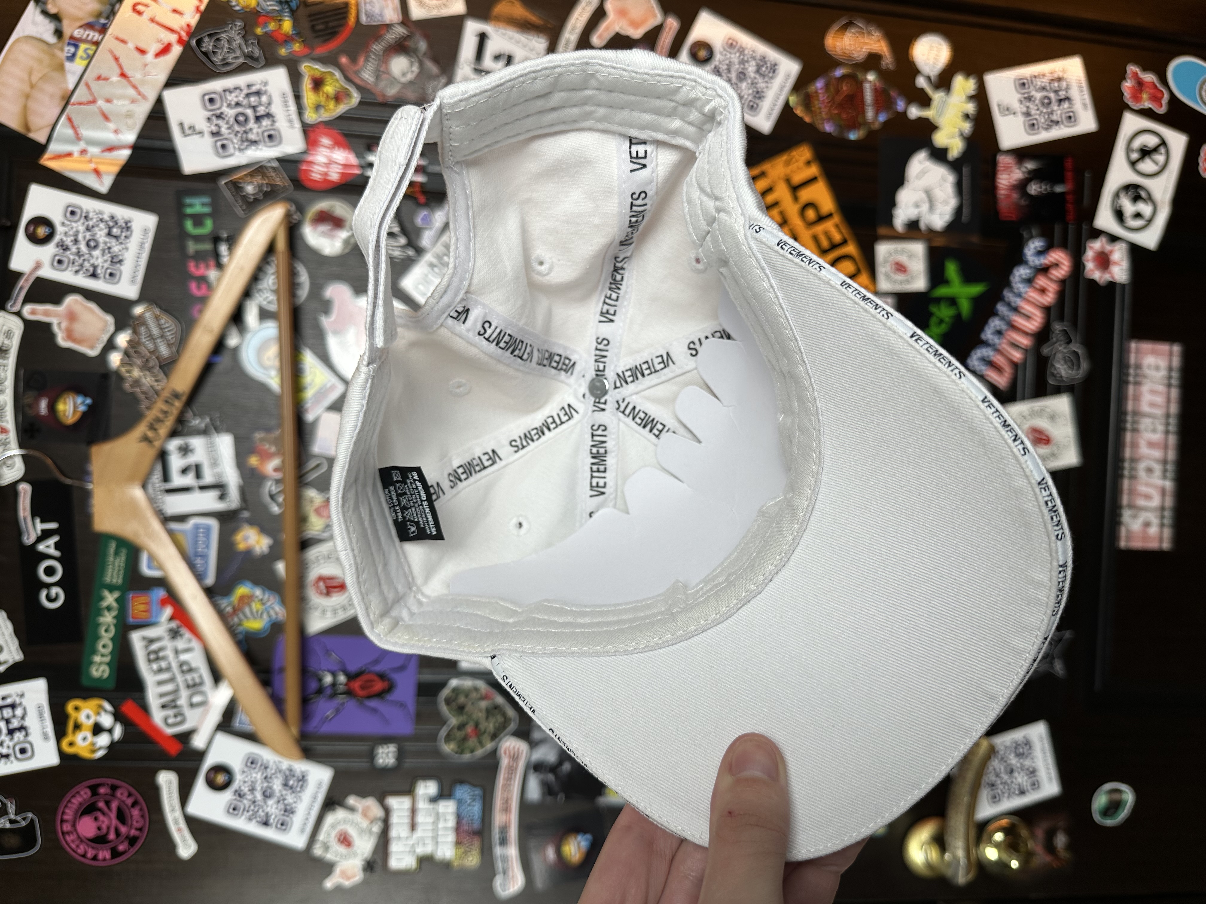 Vetements VETEMENTS NWT AW18 “Genetically Modified” Cap